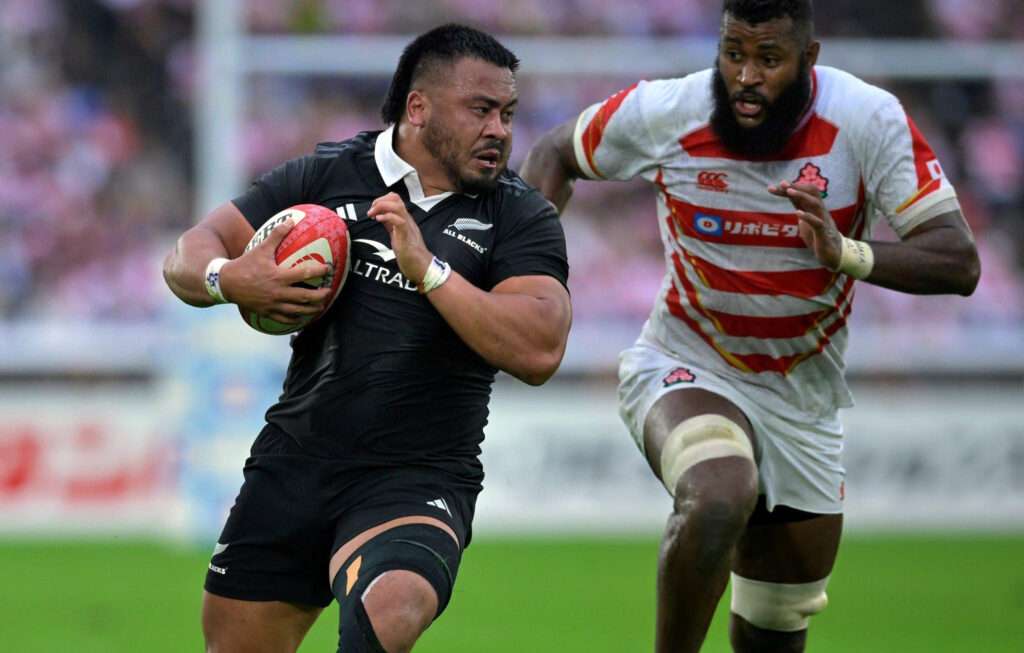 Asafo Aumua of New Zealand charges forward during the international rugby test match between Japan and the New Zealand All Blacks at Nissan Stadium on October 26, 2024, in Yokohama, Japan.