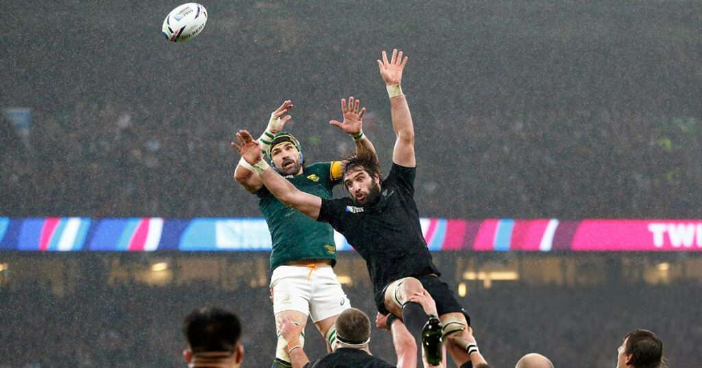 All Blacks lineout during a match