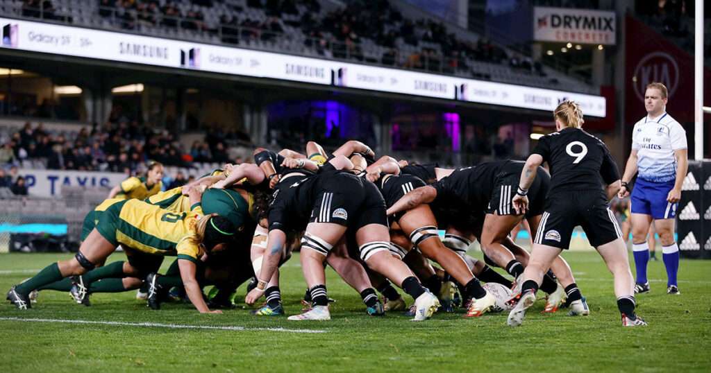 Black Ferns scrum